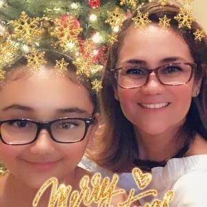 Meet your Posher, Nora